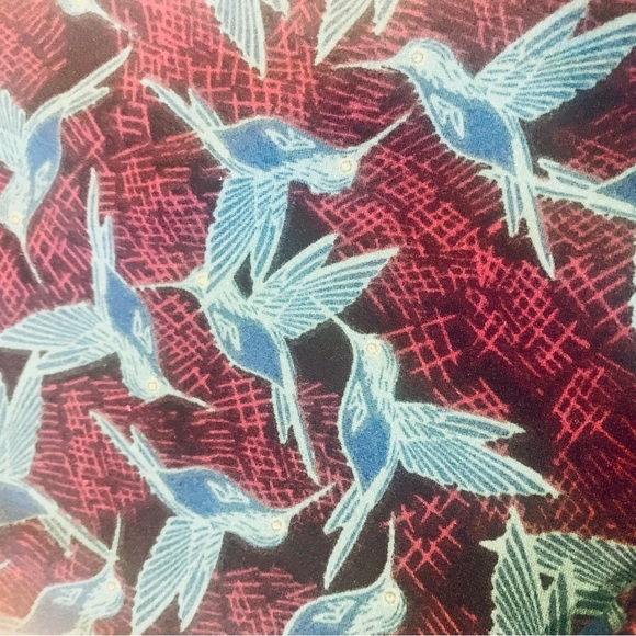 New Lularoe Butter Soft Leggings - Hummingbird OS - Picture 3 of 4